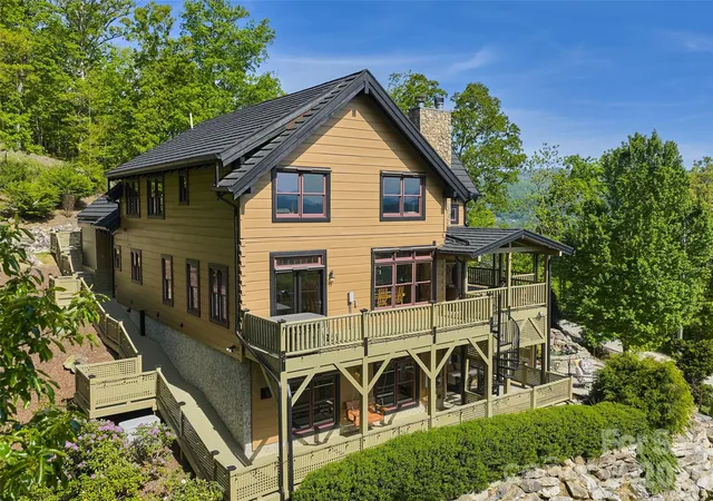 Homes for sale in Weaverville, NC | 112 Hamburg Mountain Rd, Weaverville, NC 28787 | MLS# 4336547