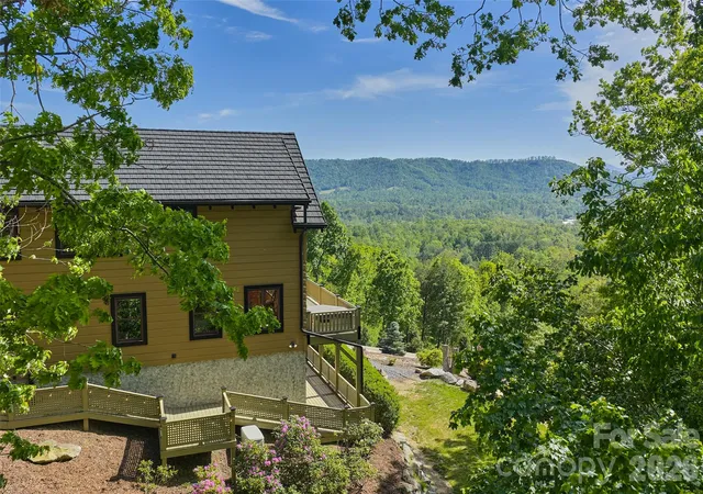 Homes for sale in Weaverville, NC | 112 Hamburg Mountain Rd, Weaverville, NC 28787 | MLS# 4336547