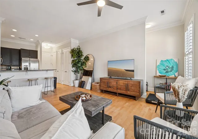 Condo for sale at 2952 Selwyn Ave #203, Charlotte, NC 28209 | MLS# 4336844