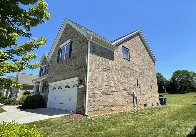 3rd image of 707 Five Leaf Ln, Waxhaw, NC 28173 | MLS# 4336963
