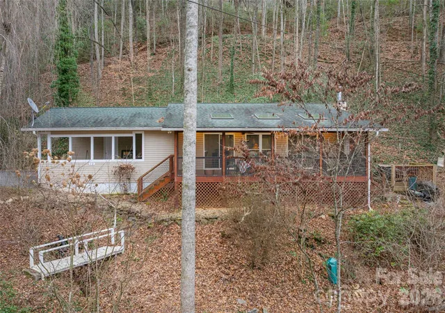 Photo 1 of Single family home for sale at 12 Bear Cvs Ln, Bryson City, NC 28713 | MLS# 4337192 | Listing updated on 2026-08-07