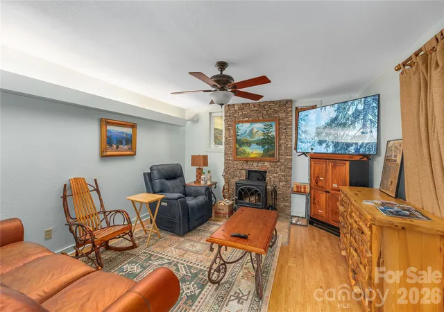 Photo 3 of Single family home for sale at 12 Bear Cvs Ln, Bryson City, NC 28713 | MLS# 4337192 | Listing updated on 2026-08-07