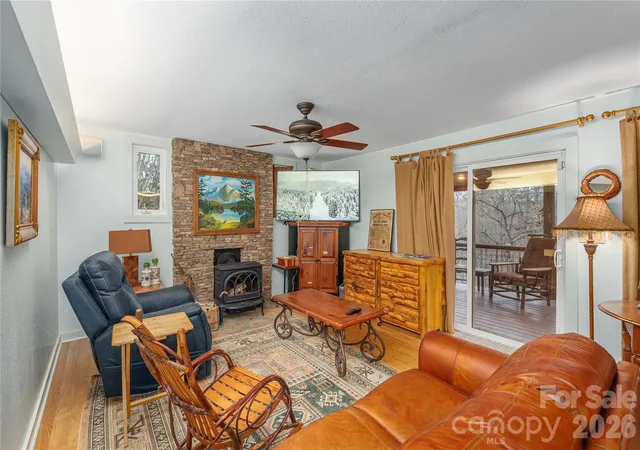 Photo 4 of Single family home for sale at 12 Bear Cvs Ln, Bryson City, NC 28713 | MLS# 4337192 | Listing updated on 2026-08-07