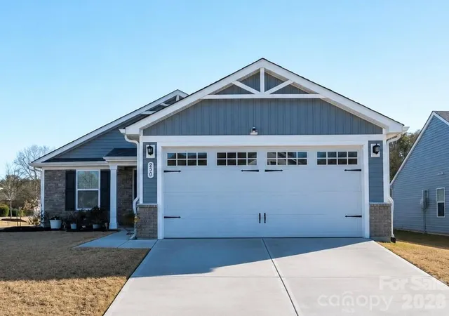 Photo 1 of Single family home for sale at 330 Damask Dr, Lancaster, SC 29720 | MLS# 4337374 | Listing updated on 2026-07-18