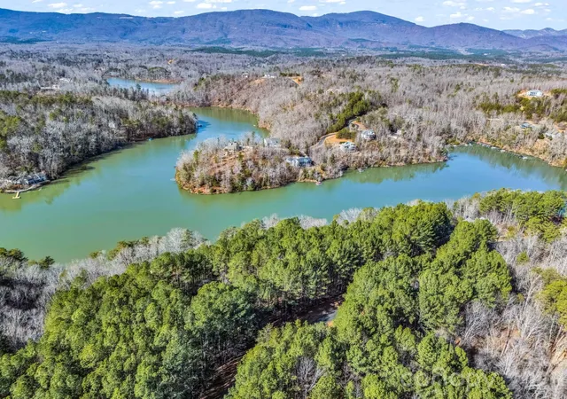 15th image of 00 Hawk Ridge Dr #8, Mill Spring, NC 28756 | MLS# 4337467