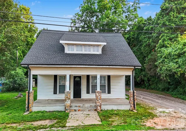 Homes for sale in Stony Point, NC | 9238 Nc Hwy 90 Hwy E, Stony Point, NC 28678 | MLS# 4337562