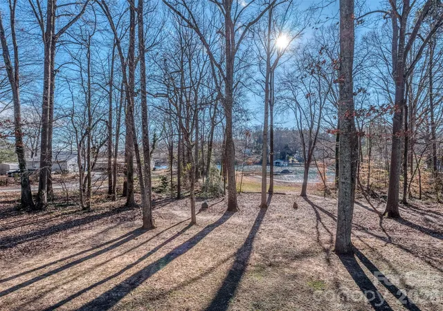 3rd image of 4677 Stratford Ln, Denver, NC 28037 | MLS# 4337703