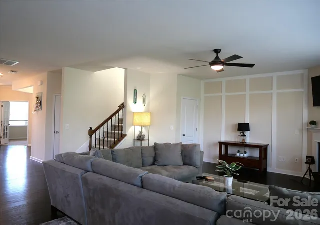 Photo 4 of Sale Pending at 1404 Bryson Gap Dr, Fort Mill, SC 29715 | MLS# 4337751 | Listing updated on 2026-07-22