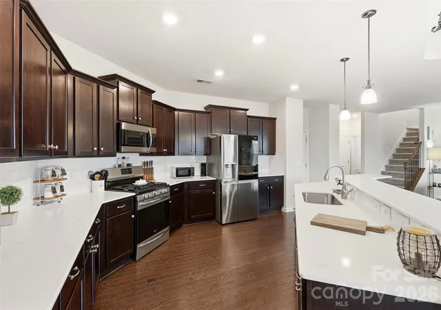Photo 1 of Sale Pending at 1404 Bryson Gap Dr, Fort Mill, SC 29715 | MLS# 4337751 | Listing updated on 2026-07-22
