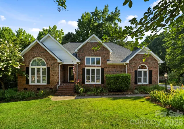 Homes for sale in Rock Hill, SC | 1035 South Bank Dr, Rock Hill, SC 29732 | MLS# 4337767