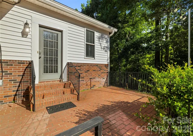Homes for sale in Rock Hill, SC | 1035 South Bank Dr, Rock Hill, SC 29732 | MLS# 4337767