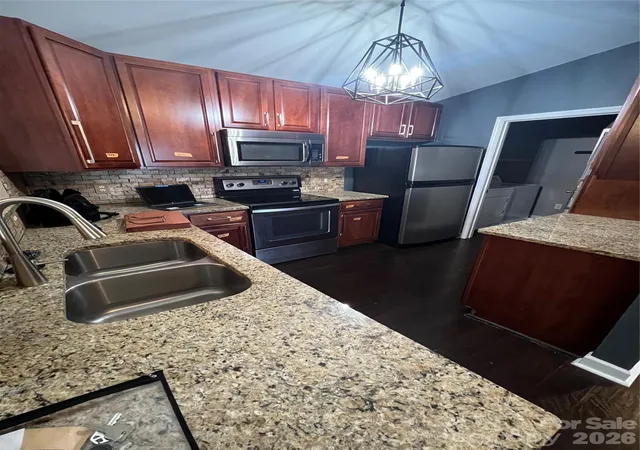 Photo 4 of Condo for sale at 16256 Redstone Mountain Ln, Charlotte, NC 28277 | MLS# 4337845 | Listing updated on 2026-07-24
