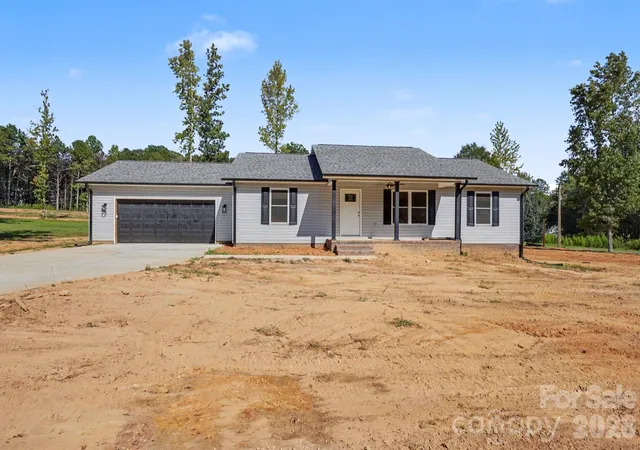 Photo 2 of Sale Pending at 2019 Pineview Dr, Shelby, NC 28150 | MLS# 4337865 | Listing updated on 2026-09-21
