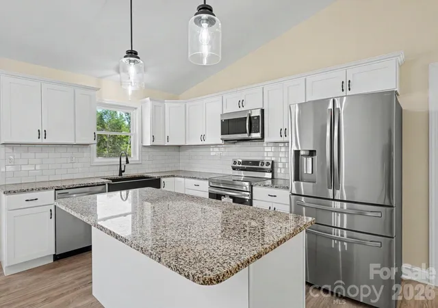 Photo 3 of Sale Pending at 2019 Pineview Dr, Shelby, NC 28150 | MLS# 4337865 | Listing updated on 2026-09-21