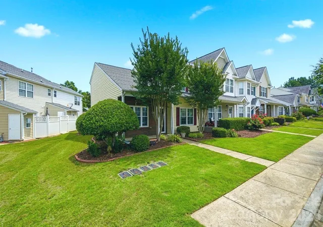 Homes for sale in Fort Mill, SC | 8038 Long House Ln, Fort Mill, SC 29707 | MLS# 4337967