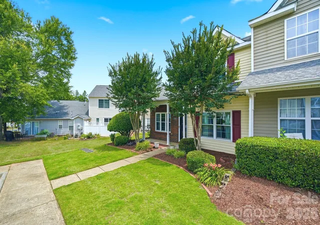 Homes for sale in Fort Mill, SC | 8038 Long House Ln, Fort Mill, SC 29707 | MLS# 4337967