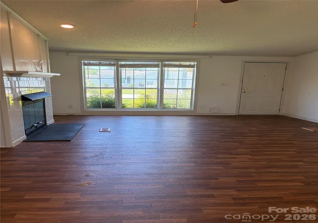 Homes for sale in Hendersonville, NC | 261 White Ash Cir, Hendersonville, NC 28739 | MLS# 4338234