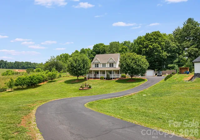 Homes for sale in Leicester, NC | 79 Bear Creek Hills Dr, Leicester, NC 28748 | MLS# 4338614