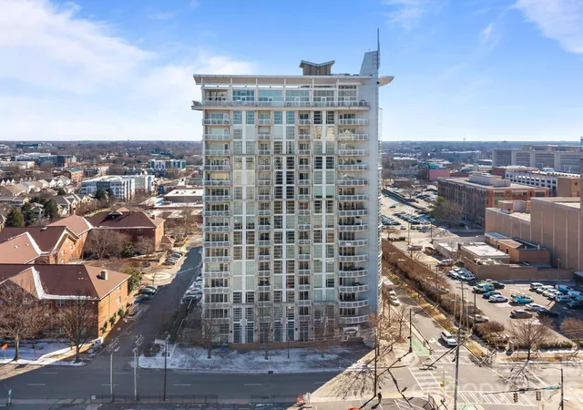 Condo for sale at 505 E 6th Street #912, Charlotte, NC 28202 | MLS# 4338712