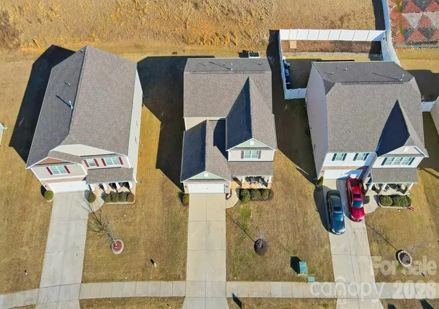 4th image of 10630 Bradstreet Commons Wy, Charlotte, NC 28215 | MLS# 4339806