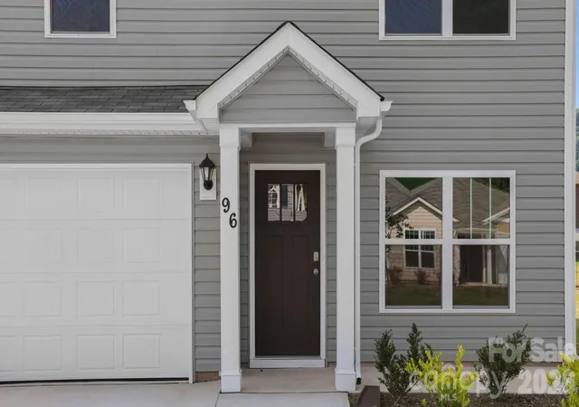 Homes for sale in Waynesville, NC | 96 Creekwalk Ln, Waynesville, NC 28785 | MLS# 4339853