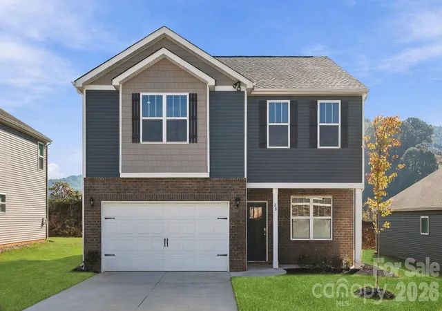 Single family home for sale at 20 Ridgehaven Dr, Waynesville, NC 28786 | MLS# 4339898