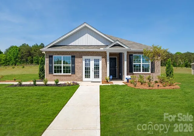 Photo 1 of Single family home for sale at 65 Creekwalk Ln, Waynesville, NC 28785 | MLS# 4339927 | Listing updated on 2026-09-15