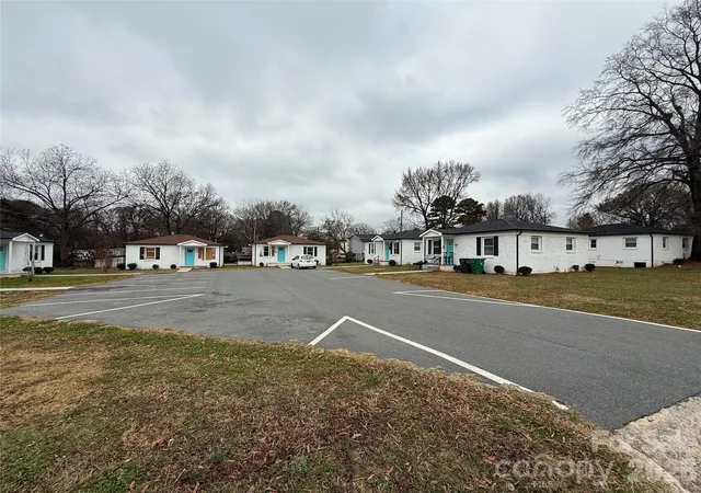 5th image of 2232 Alma Ct, Charlotte, NC 28206 | MLS# 4339954
