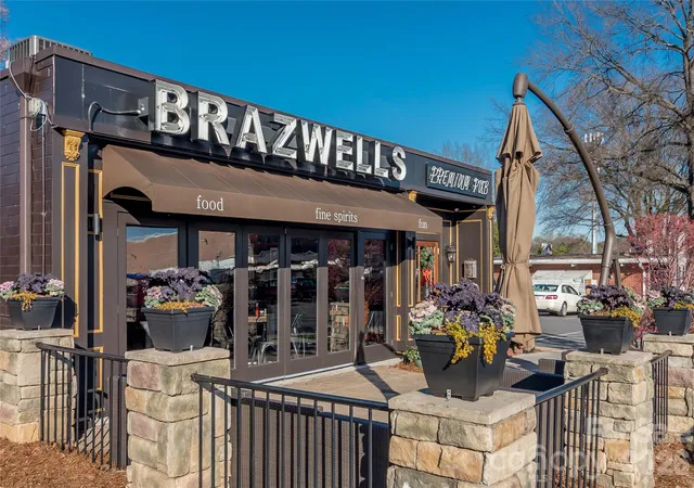 1st image of 4911 Park Rd, Charlotte, NC 28209