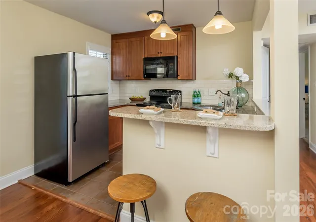 5th image of 4911 Park Rd #D, Charlotte, NC 28209 | MLS# 4340027