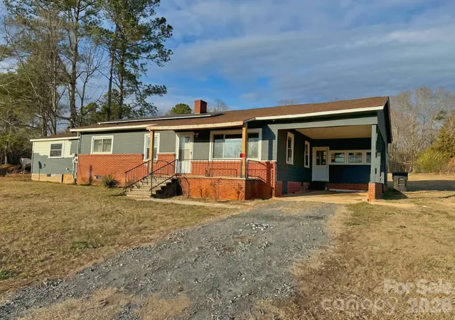 Photo 1 of Single family home for sale at 1677 Us 221a Hwy, Forest City, NC 28043 | MLS# 4340129 | Listing updated on 2026-09-12