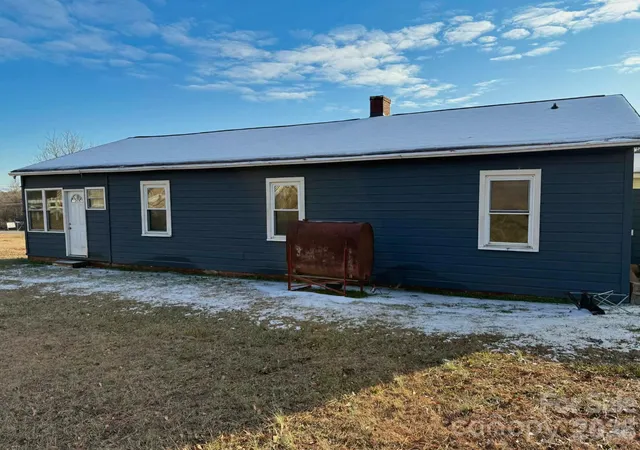 Photo 3 of Single family home for sale at 1677 Us 221a Hwy, Forest City, NC 28043 | MLS# 4340129 | Listing updated on 2026-09-12