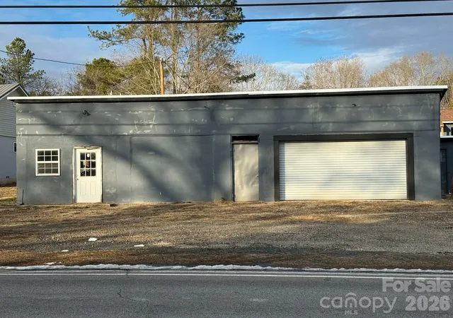 Photo 3 of Single family home for sale at 1677 US 221a Hwy, Forest City, NC 28043 | MLS# 4340129 | Listing updated on 2026-09-12