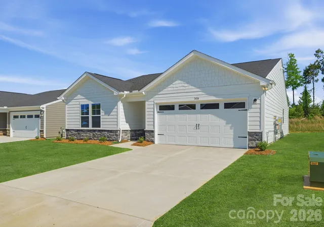 Photo 2 of Single family home for sale at 1484 Ardmore Dr, Sherrills Ford, NC 28673 | MLS# 4340318 | Listing updated on 2026-09-21
