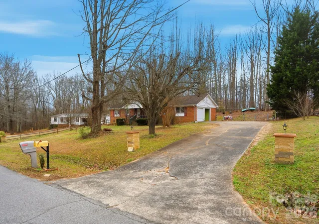 Photo 2 of Single family home for sale at 488 Miners Rd, Lincolnton, NC 28092 | MLS# 4340518 | Listing updated on 2026-07-29