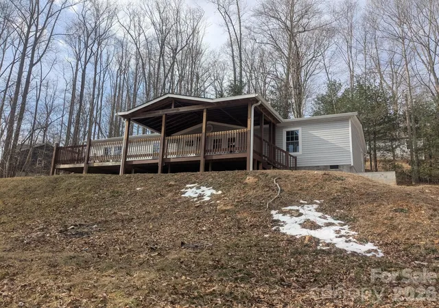 Photo 3 of Single family home for sale at 11 Gertrude Ln, Candler, NC 28715 | MLS# 4340607 | Listing updated on 2026-09-16
