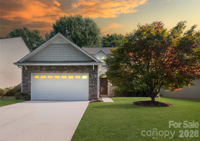 Photo 1 of Single family home for sale at 11012 Sedgemoor Ln, Charlotte, NC 28277 | MLS# 4340731 | Listing updated on 2026-09-17