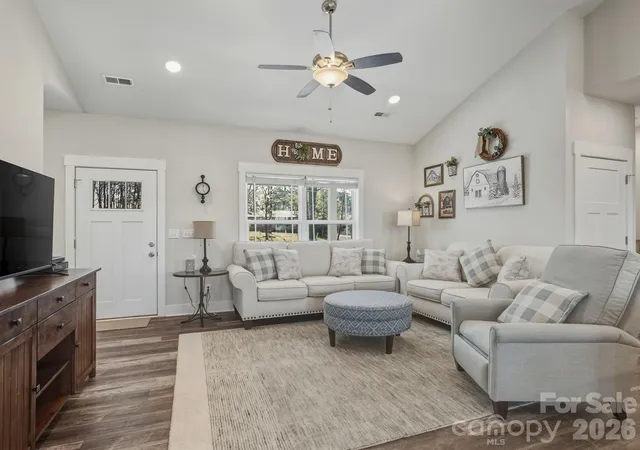 5th image of 9464 Riviera Dr, Sherrills Ford, NC 28673 | MLS# 4340867