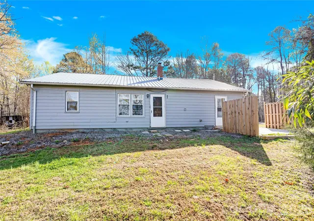 2nd image of 6716 Navajo Trl, Sherrills Ford, NC 28673 | MLS# 4340939