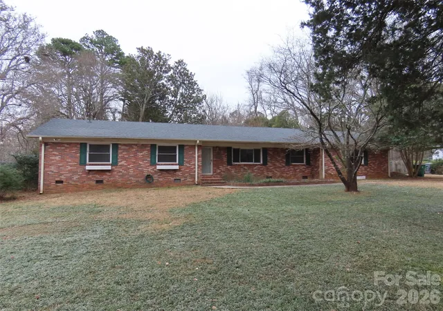 Photo 1 of Single family home for sale at 7636 Michael Dr, Charlotte, NC 28215 | MLS# 4341071 | Listing updated on 2026-05-15
