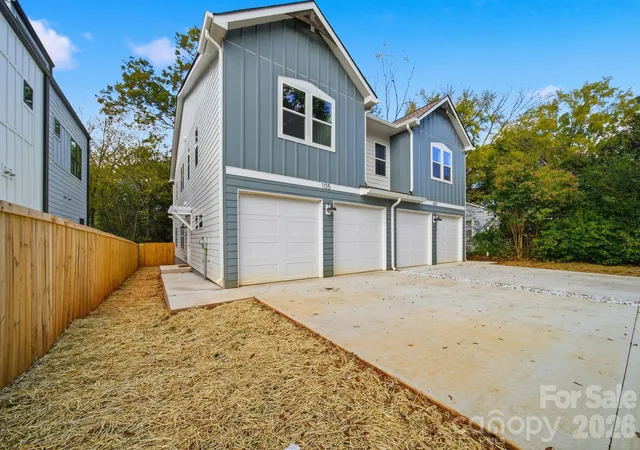 Photo 3 of Townhouse for sale at 105 N Smallwood Pl, Charlotte, NC 28216 | MLS# 4341143 | Listing updated on 2026-08-30
