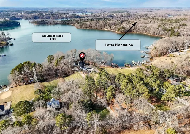 3rd image of 5401 Mountain Point Ln, Charlotte, NC 28216 | MLS# 4341424