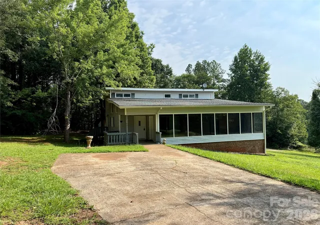 Photo 1 of Single family home for sale at 229 Riverhills Dr, Forest City, NC 28043 | MLS# 4341560 | Listing updated on 2026-07-31
