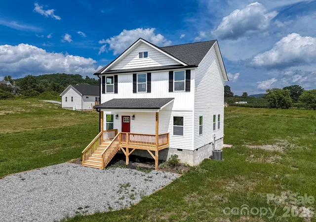 1st image of 696 Beehive Rd, Hendersonville, NC 28792 | MLS# 4341619