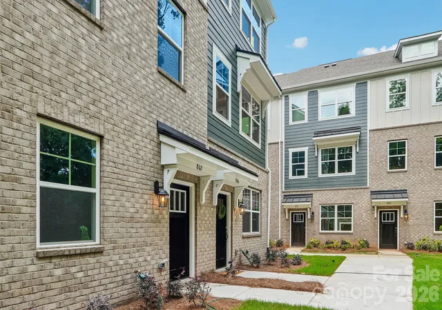 Photo 2 of Townhouse for sale at 806 Hammers Ln, Charlotte, NC 28205 | MLS# 4341636 | Listing updated on 2026-09-20