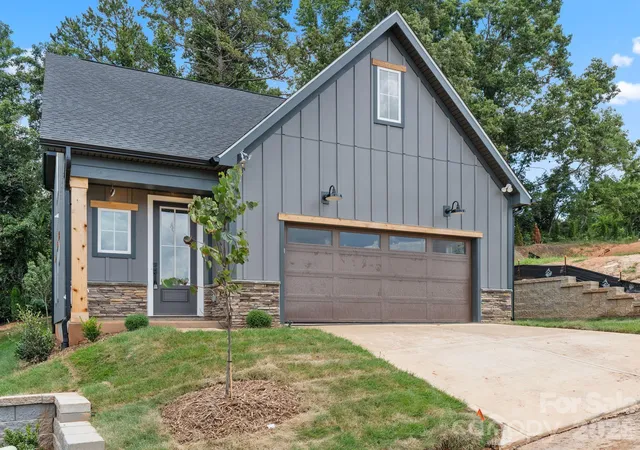 3rd image of 116 Chapel Crossing Ln #11, Weaverville, NC 28787 | MLS# 4341737