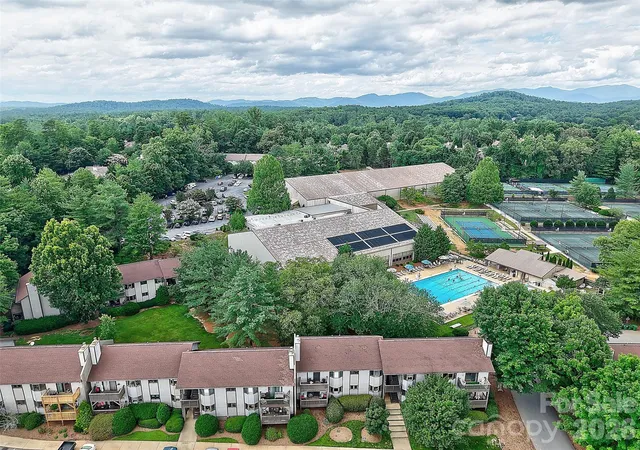 Homes for sale in Asheville, NC | 201 Racquet Club Road, Asheville, NC 28803 | Houzeo