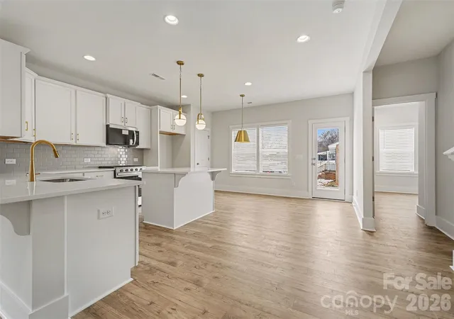 4th image of 4768 Americana Ave, Charlotte, NC 28215 | MLS# 4342120