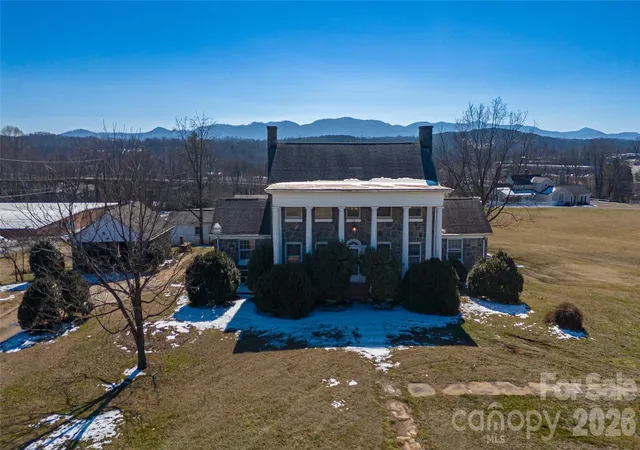 Photo 1 of Single family home for sale at 615 Carbon City Rd, Morganton, NC 28655 | MLS# 4342156 | Listing updated on 2026-07-31