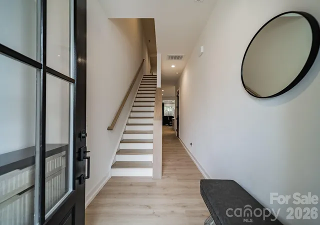 3rd image of 608 Ambassador St, Charlotte, NC 28208 | MLS# 4342257